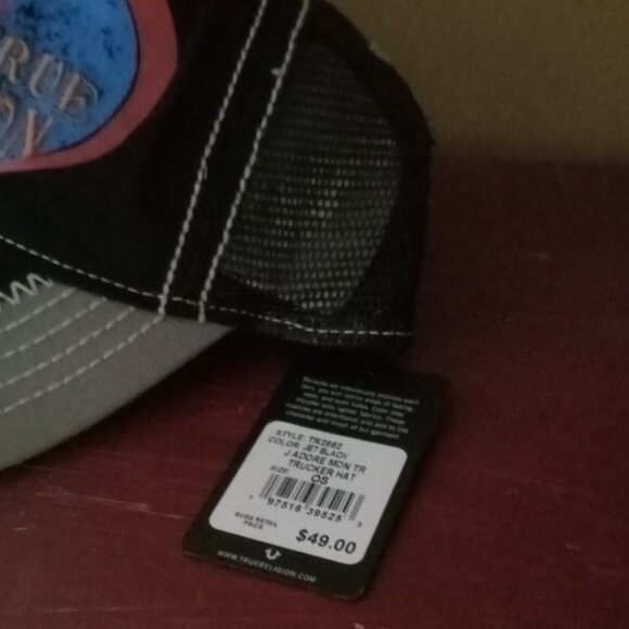 True Religion Hat - Picture 3 of 4